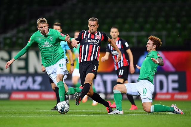 字母哥30+19雄鹿终结雷霆4连胜 热火大胜骑士