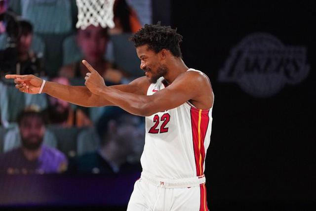 赵继伟：高对抗下保持命中率 我们现在做不到